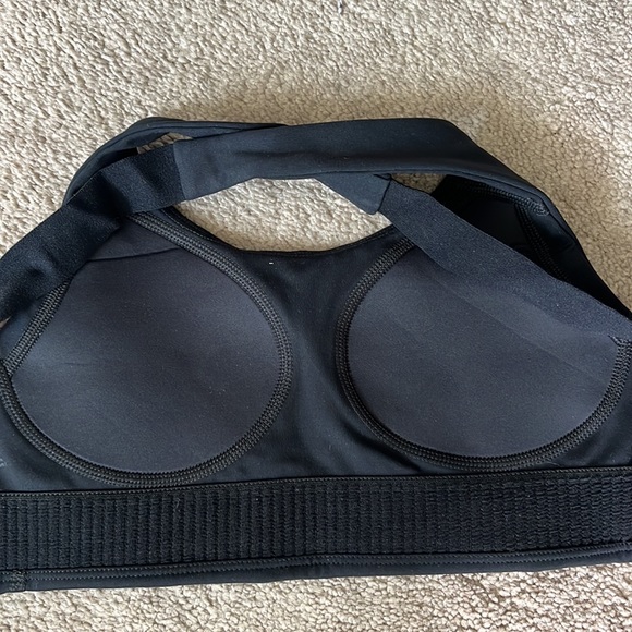 Black “Simone” High Support Sports Bra - Picture 4 of 4
